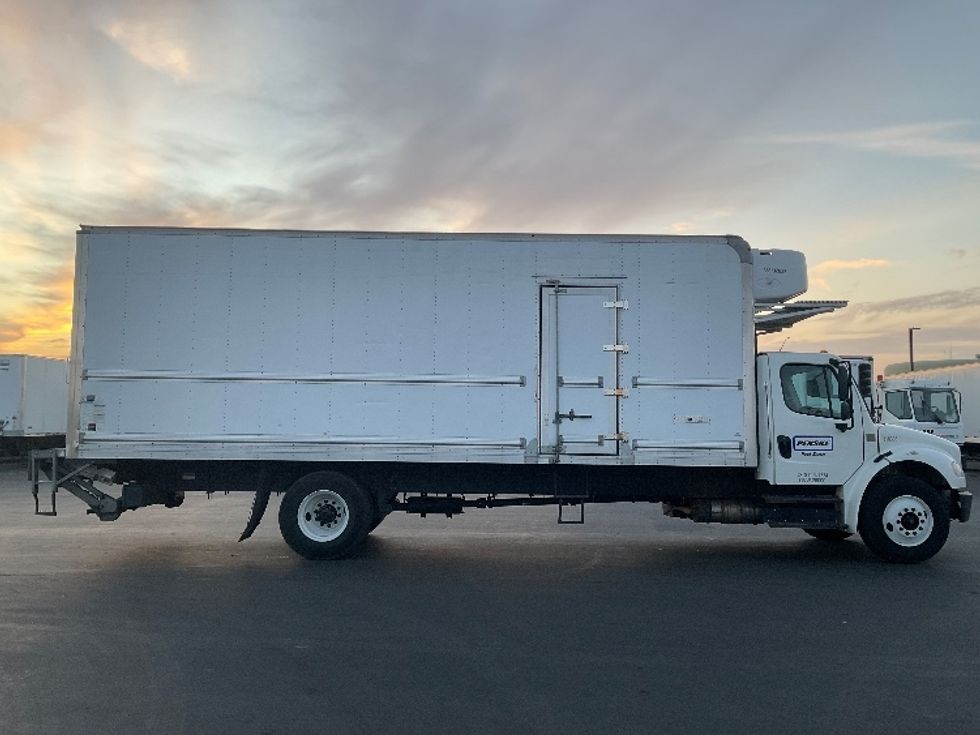 Refrigerated Truck-Light and Medium Duty Trucks-Freightliner-2019-M2-West Sacramento-CA-159,242\n\t\tmiles-$ 63,000 - Image 15