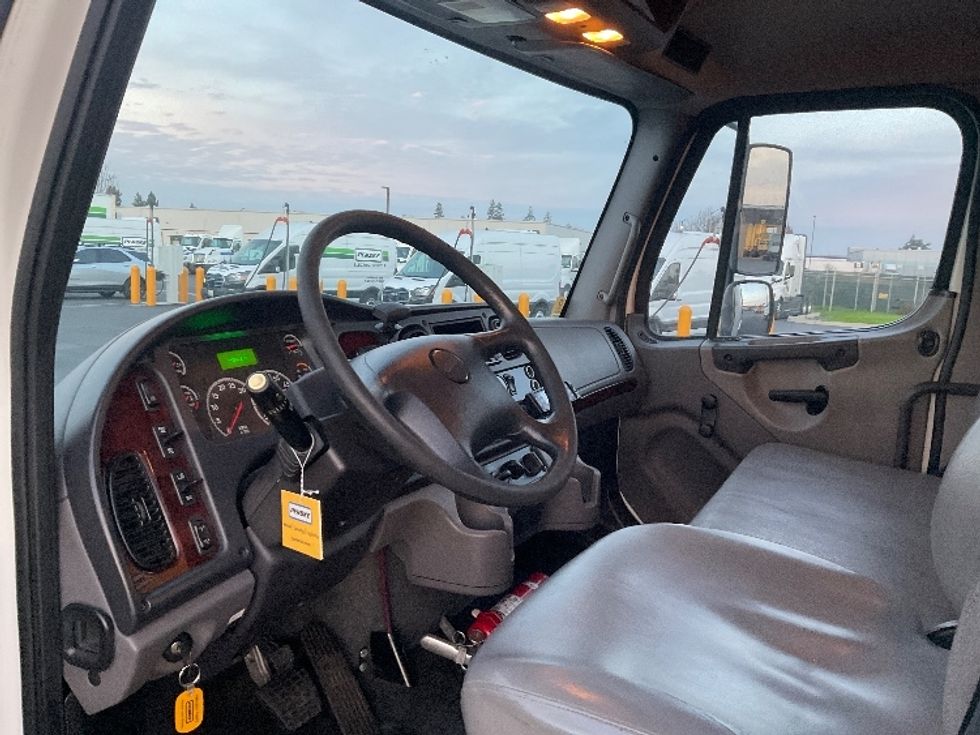 Refrigerated Truck-Light and Medium Duty Trucks-Freightliner-2019-M2-West Sacramento-CA-159,242\n\t\tmiles-$ 63,000 - Image 17