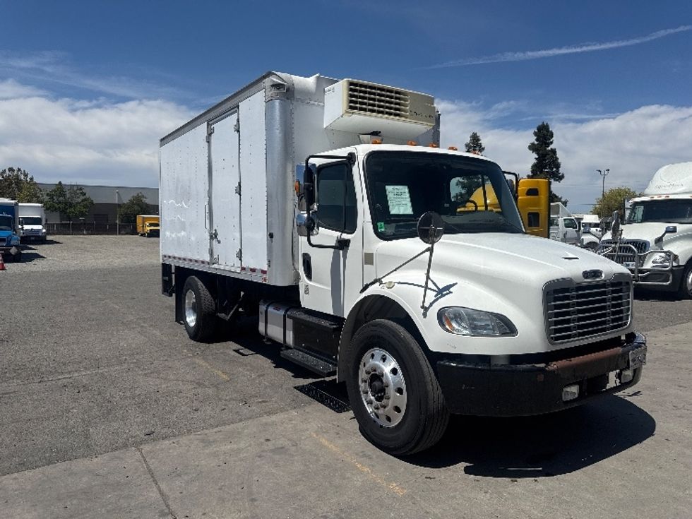 Refrigerated Truck-Light and Medium Duty Trucks-Freightliner-2019-M2-West Sacramento-CA-161,151\n\t\tmiles-$ 41,250 - Image 1