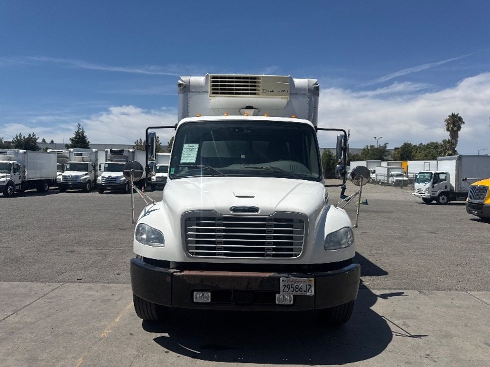Refrigerated Truck-Light and Medium Duty Trucks-Freightliner-2019-M2-West Sacramento-CA-161,151\n\t\tmiles-$ 41,250 - Image 2