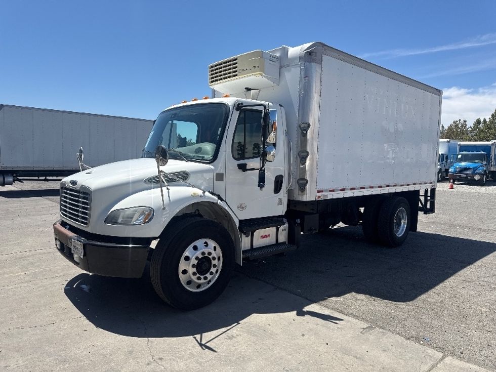 Refrigerated Truck-Light and Medium Duty Trucks-Freightliner-2019-M2-West Sacramento-CA-161,151\n\t\tmiles-$ 41,250 - Image 3