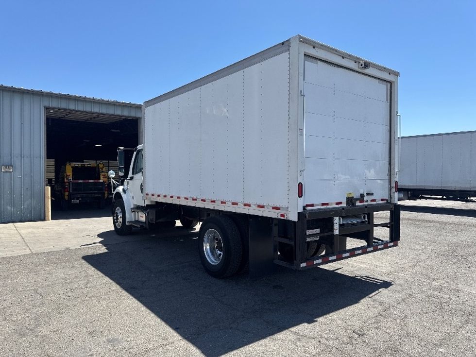 Refrigerated Truck-Light and Medium Duty Trucks-Freightliner-2019-M2-West Sacramento-CA-161,151\n\t\tmiles-$ 41,250 - Image 6