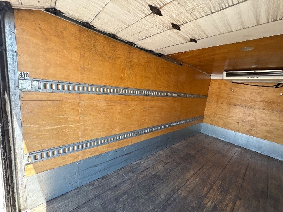 Refrigerated Truck-Light and Medium Duty Trucks-Freightliner-2019-M2-West Sacramento-CA-162,639\n\t\tmiles-$ 40,000 - Image 11