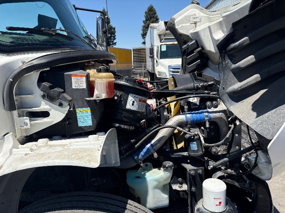 Refrigerated Truck-Light and Medium Duty Trucks-Freightliner-2019-M2-West Sacramento-CA-162,639\n\t\tmiles-$ 40,000 - Image 23