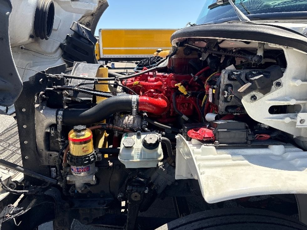 Refrigerated Truck-Light and Medium Duty Trucks-Freightliner-2019-M2-West Sacramento-CA-162,639\n\t\tmiles-$ 40,000 - Image 24