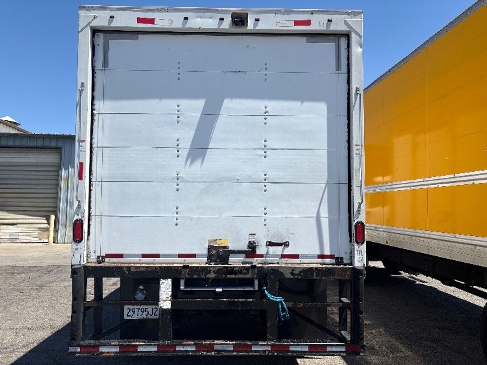 Refrigerated Truck-Light and Medium Duty Trucks-Freightliner-2019-M2-West Sacramento-CA-162,639\n\t\tmiles-$ 40,000 - Image 7