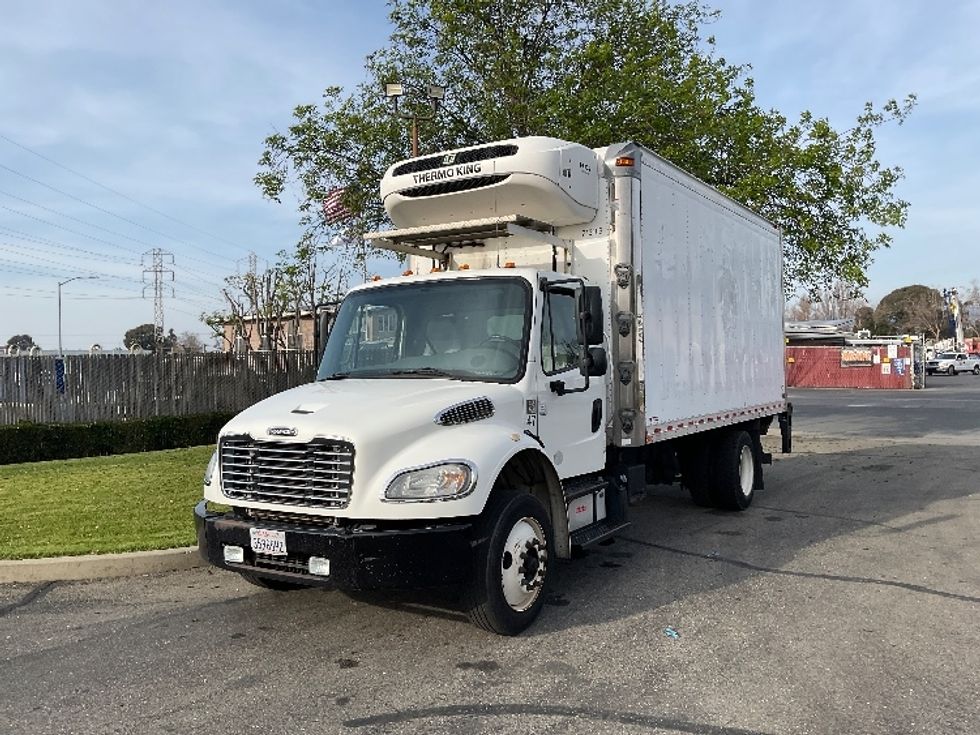 Refrigerated Truck-Light and Medium Duty Trucks-Freightliner-2019-M2-West Sacramento-CA-164,150\n\t\tmiles-$ 51,500 - Image 3