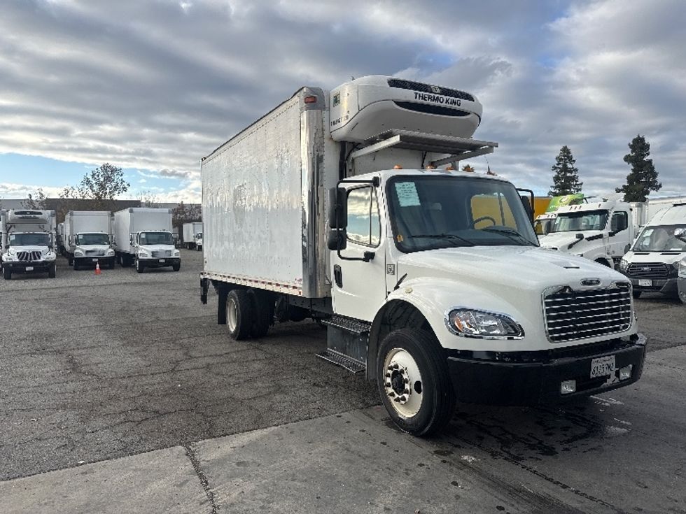 Refrigerated Truck-Light and Medium Duty Trucks-Freightliner-2019-M2-West Sacramento-CA-171,413\n\t\tmiles-$ 51,750 - Image 1