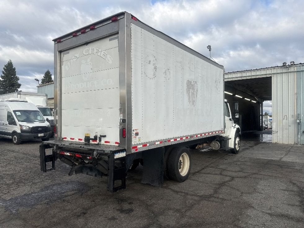 Refrigerated Truck-Light and Medium Duty Trucks-Freightliner-2019-M2-West Sacramento-CA-171,413\n\t\tmiles-$ 51,750 - Image 13
