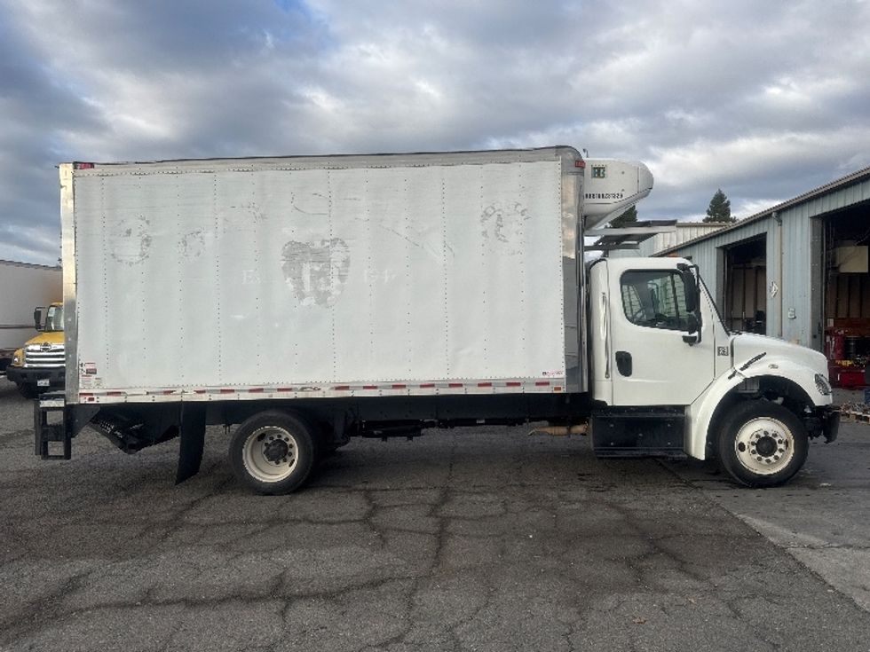 Refrigerated Truck-Light and Medium Duty Trucks-Freightliner-2019-M2-West Sacramento-CA-171,413\n\t\tmiles-$ 51,750 - Image 15