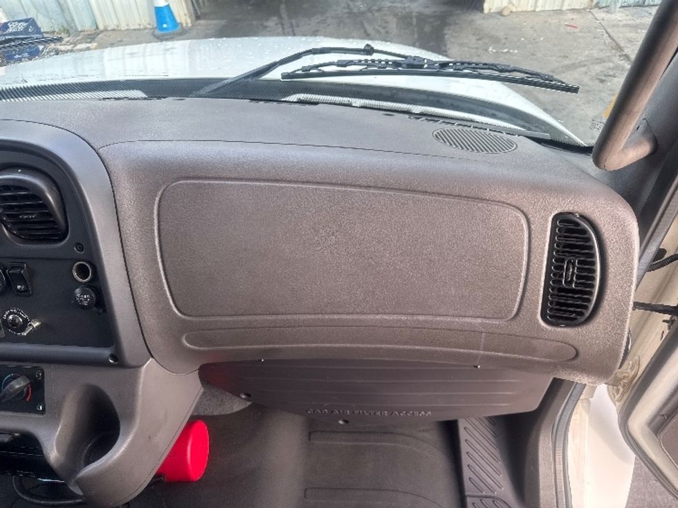 Refrigerated Truck-Light and Medium Duty Trucks-Freightliner-2019-M2-West Sacramento-CA-171,413\n\t\tmiles-$ 51,750 - Image 21