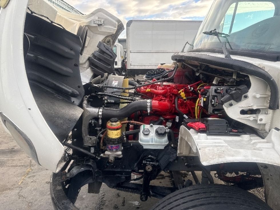 Refrigerated Truck-Light and Medium Duty Trucks-Freightliner-2019-M2-West Sacramento-CA-171,413\n\t\tmiles-$ 51,750 - Image 24