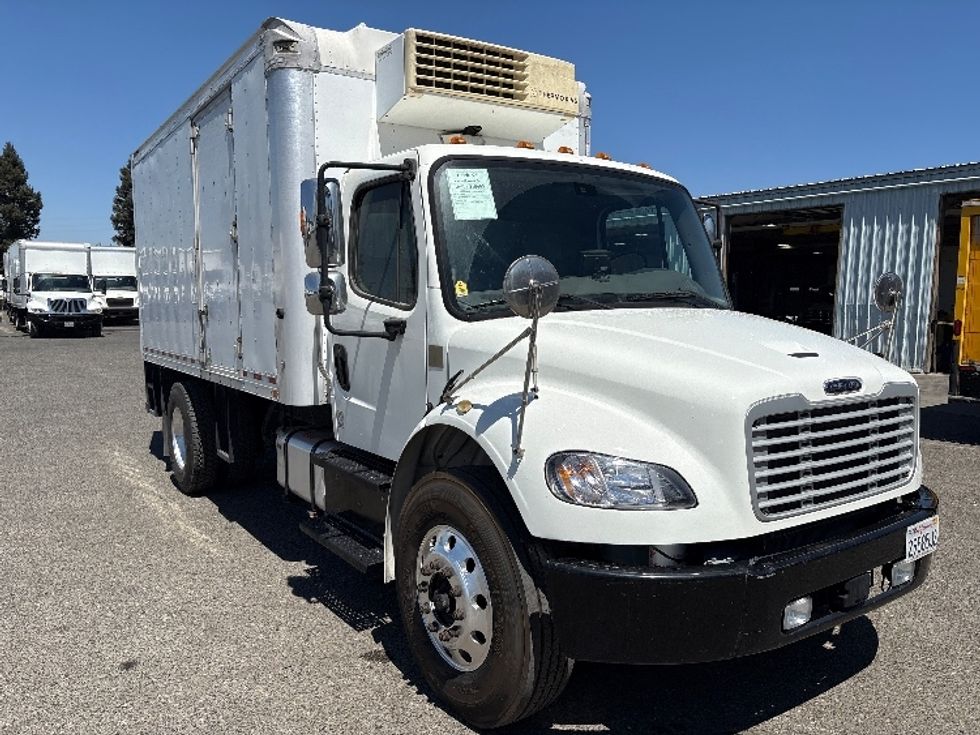 Refrigerated Truck-Light and Medium Duty Trucks-Freightliner-2019-M2-West Sacramento-CA-193,654\n\t\tmiles-$ 37,250 - Image 1