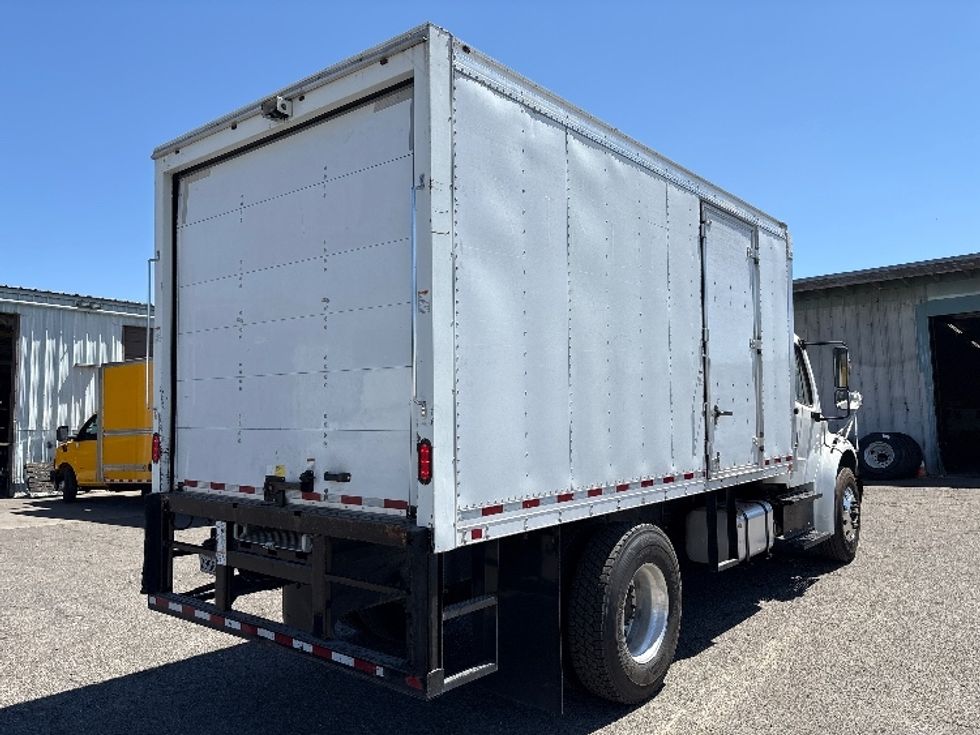 Refrigerated Truck-Light and Medium Duty Trucks-Freightliner-2019-M2-West Sacramento-CA-193,654\n\t\tmiles-$ 37,250 - Image 13