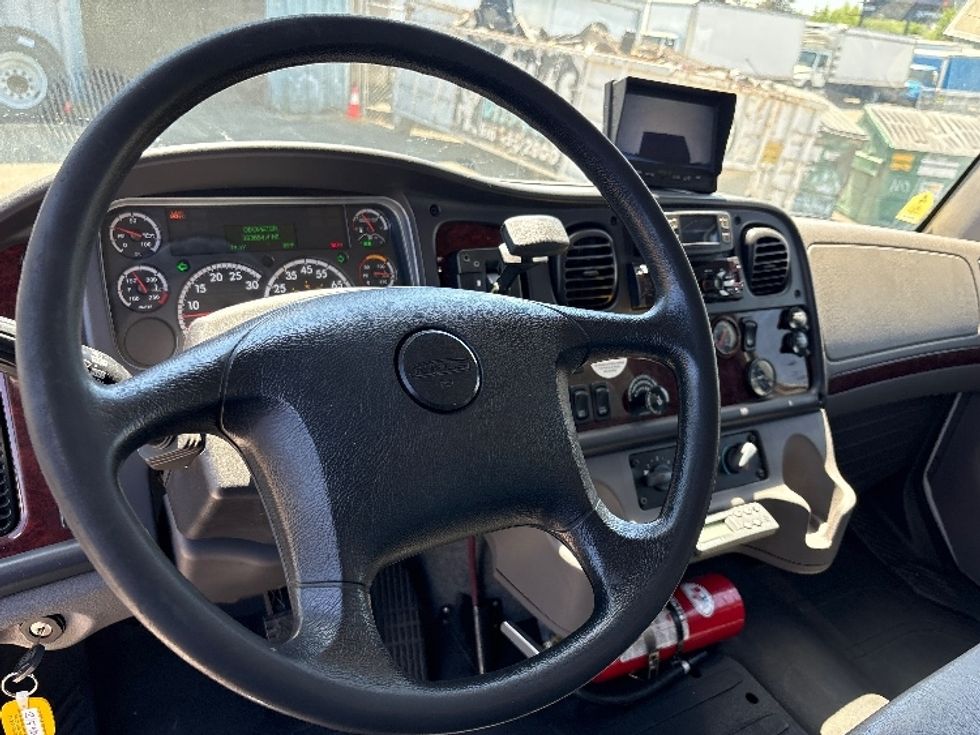 Refrigerated Truck-Light and Medium Duty Trucks-Freightliner-2019-M2-West Sacramento-CA-193,654\n\t\tmiles-$ 37,250 - Image 18