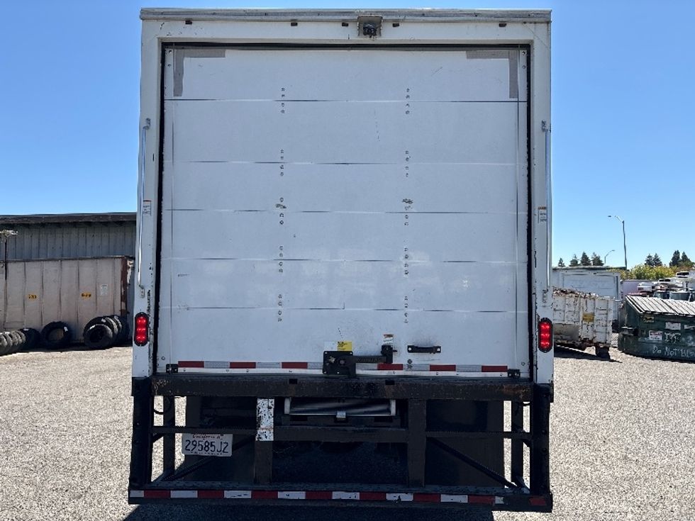 Refrigerated Truck-Light and Medium Duty Trucks-Freightliner-2019-M2-West Sacramento-CA-193,654\n\t\tmiles-$ 37,250 - Image 7