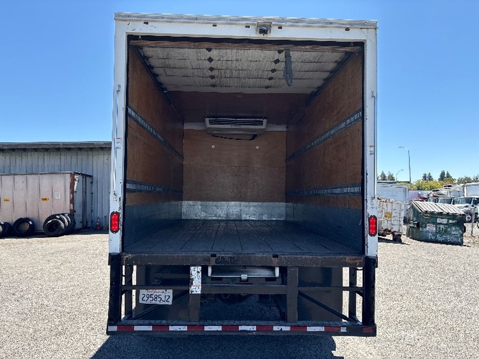 Refrigerated Truck-Light and Medium Duty Trucks-Freightliner-2019-M2-West Sacramento-CA-193,654\n\t\tmiles-$ 37,250 - Image 8