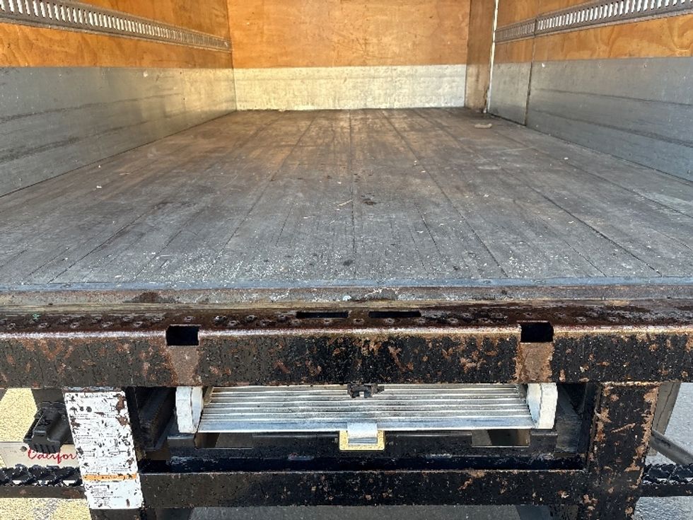Refrigerated Truck-Light and Medium Duty Trucks-Freightliner-2019-M2-West Sacramento-CA-221,077\n\t\tmiles-$ 33,500 - Image 10