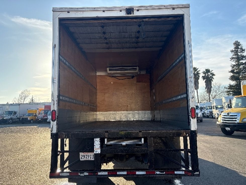 Refrigerated Truck-Light and Medium Duty Trucks-Freightliner-2019-M2-West Sacramento-CA-221,077\n\t\tmiles-$ 33,500 - Image 8
