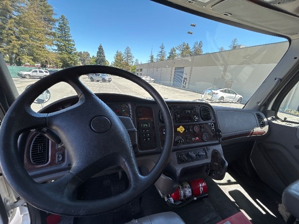 Refrigerated Truck-Light and Medium Duty Trucks-Freightliner-2019-M2-West Sacramento-CA-224,347\n\t\tmiles-$ 54,000 - Image 18