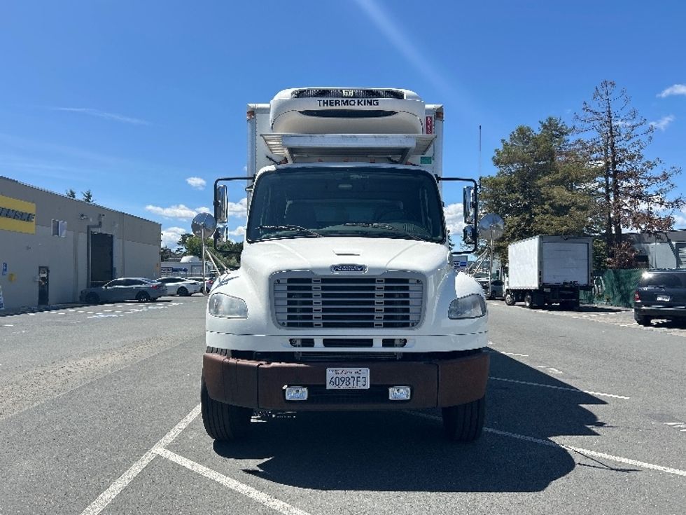 Refrigerated Truck-Light and Medium Duty Trucks-Freightliner-2019-M2-West Sacramento-CA-224,347\n\t\tmiles-$ 54,000 - Image 2