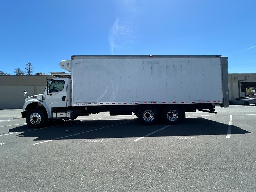 Refrigerated Truck-Light and Medium Duty Trucks-Freightliner-2019-M2-West Sacramento-CA-224,347\n\t\tmiles-$ 54,000 - Image 4