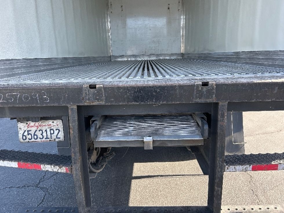 Refrigerated Truck-Light and Medium Duty Trucks-Freightliner-2019-M2-West Sacramento-CA-260,591\n\t\tmiles-$ 28,000 - Image 10