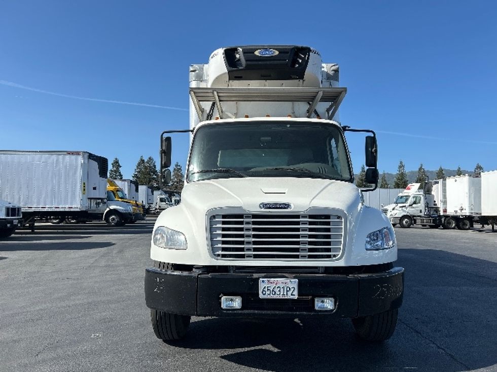 Refrigerated Truck-Light and Medium Duty Trucks-Freightliner-2019-M2-West Sacramento-CA-260,591\n\t\tmiles-$ 28,000 - Image 2