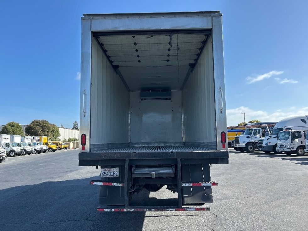 Refrigerated Truck-Light and Medium Duty Trucks-Freightliner-2019-M2-West Sacramento-CA-260,591\n\t\tmiles-$ 28,000 - Image 8