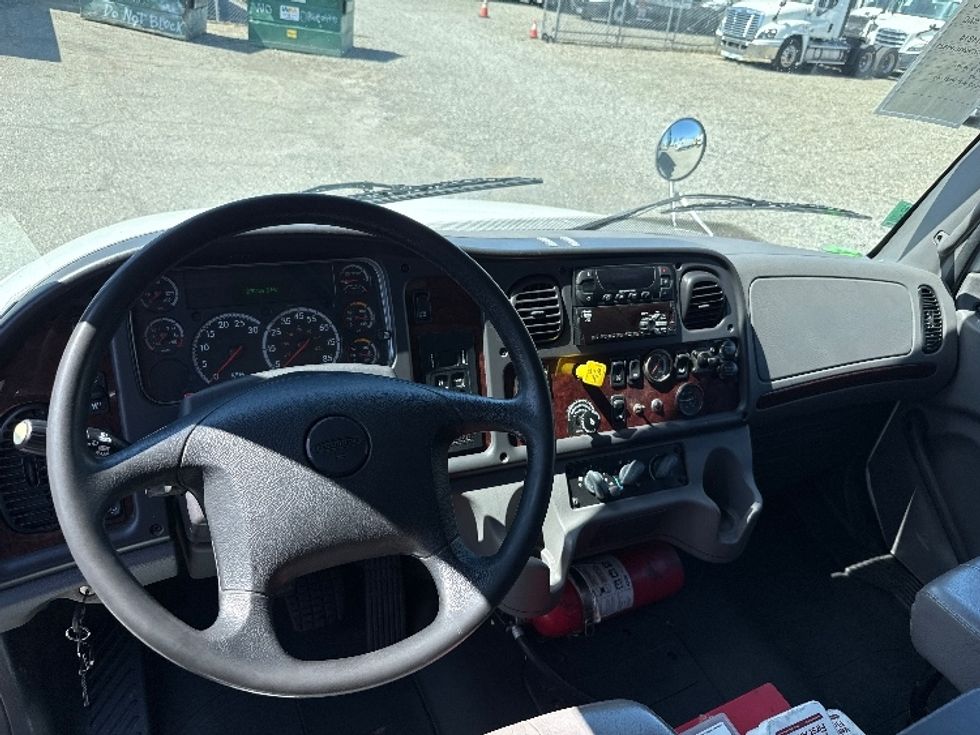 Refrigerated Truck-Light and Medium Duty Trucks-Freightliner-2019-M2-West Sacramento-CA-270,469\n\t\tmiles-$ 50,500 - Image 18