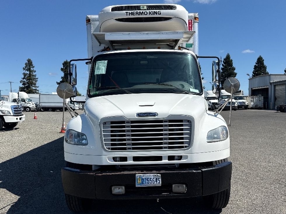 Refrigerated Truck-Light and Medium Duty Trucks-Freightliner-2019-M2-West Sacramento-CA-270,469\n\t\tmiles-$ 50,500 - Image 2