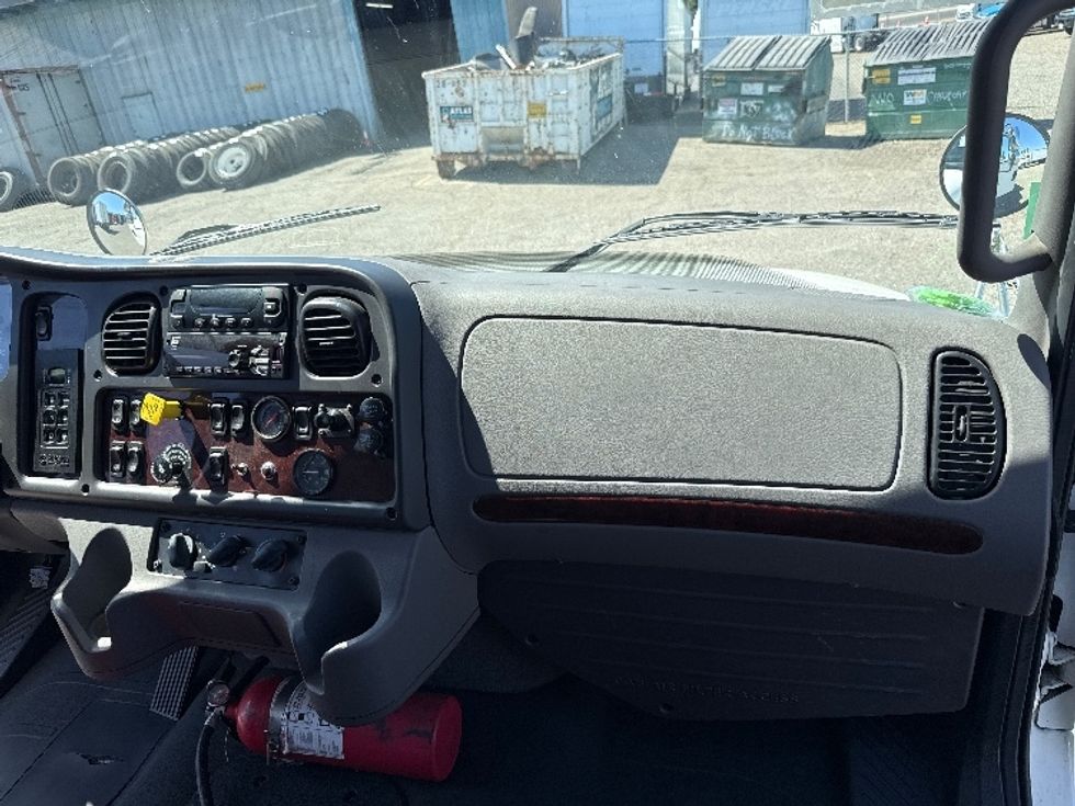 Refrigerated Truck-Light and Medium Duty Trucks-Freightliner-2019-M2-West Sacramento-CA-270,469\n\t\tmiles-$ 50,500 - Image 21
