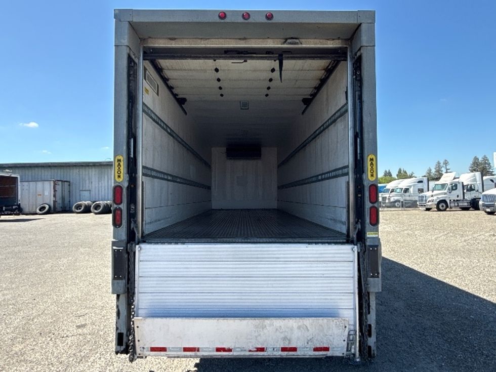 Refrigerated Truck-Light and Medium Duty Trucks-Freightliner-2019-M2-West Sacramento-CA-270,469\n\t\tmiles-$ 50,500 - Image 8