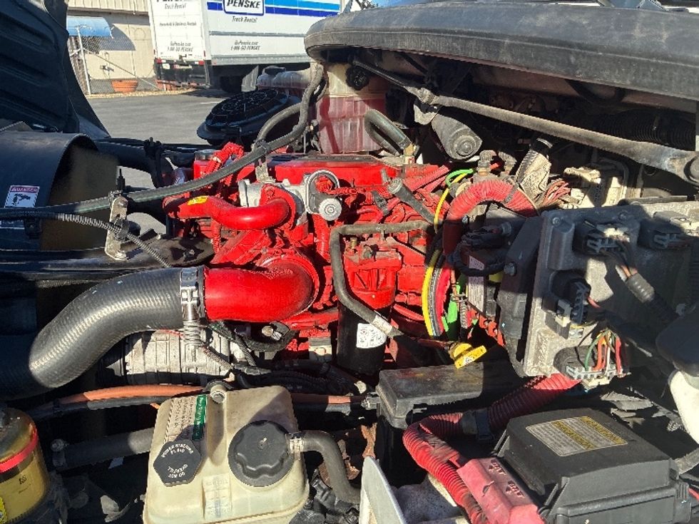 Refrigerated Truck-Light and Medium Duty Trucks-Freightliner-2019-M2-West Sacramento-CA-274,130\n\t\tmiles-$ 26,250 - Image 23