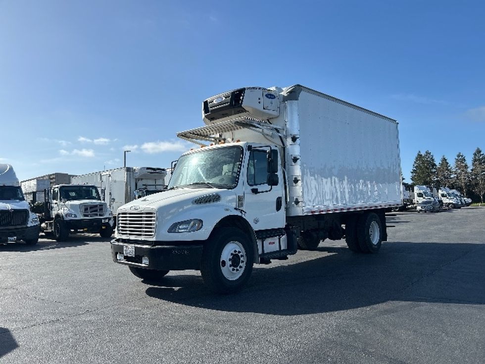 Refrigerated Truck-Light and Medium Duty Trucks-Freightliner-2019-M2-West Sacramento-CA-276,480\n\t\tmiles-$ 25,750 - Image 3