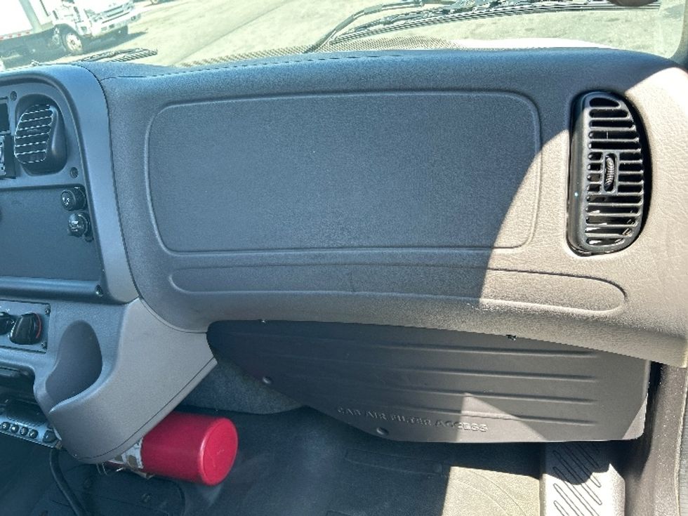 Refrigerated Truck-Light and Medium Duty Trucks-Freightliner-2019-M2-West Sacramento-CA-298,389\n\t\tmiles-$ 35,750 - Image 20