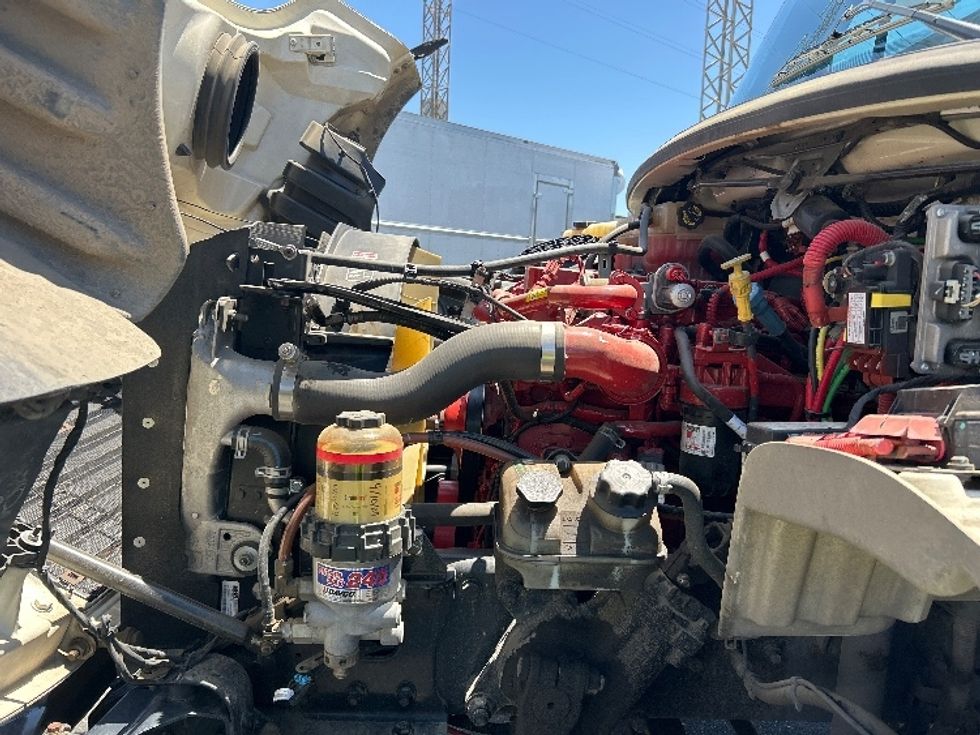 Refrigerated Truck-Light and Medium Duty Trucks-Freightliner-2019-M2-West Sacramento-CA-298,389\n\t\tmiles-$ 35,750 - Image 23