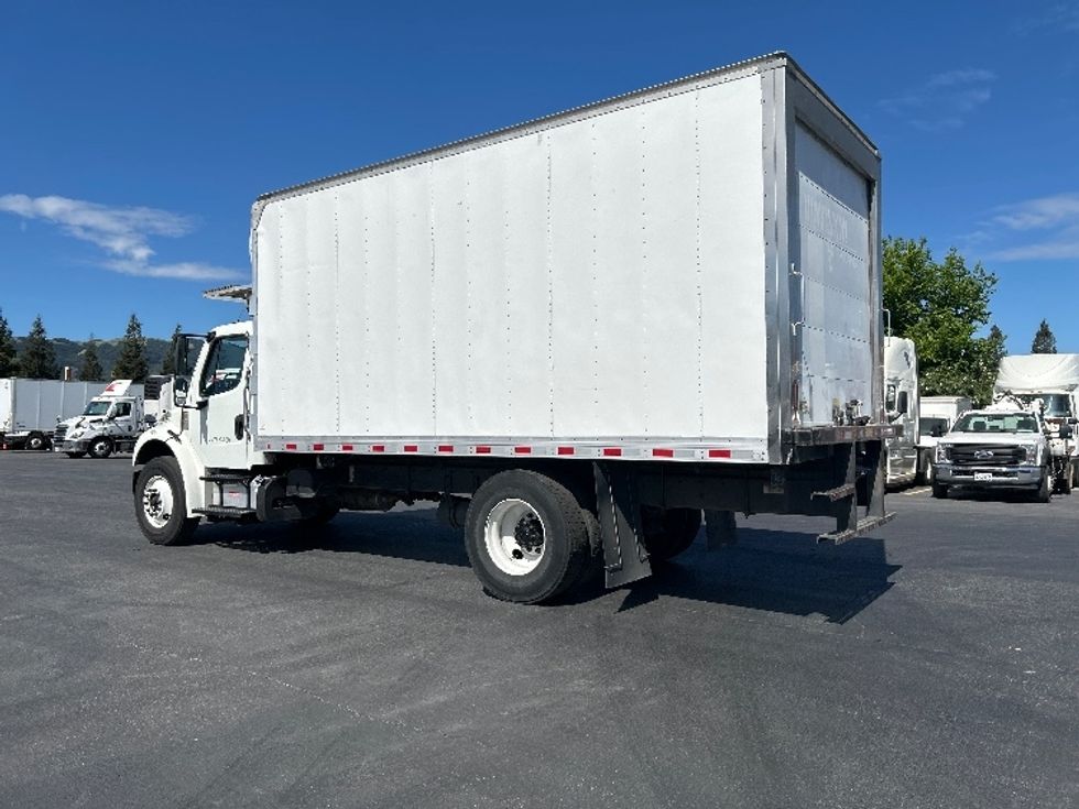 Refrigerated Truck-Light and Medium Duty Trucks-Freightliner-2019-M2-West Sacramento-CA-343,709\n\t\tmiles-$ 21,250 - Image 6