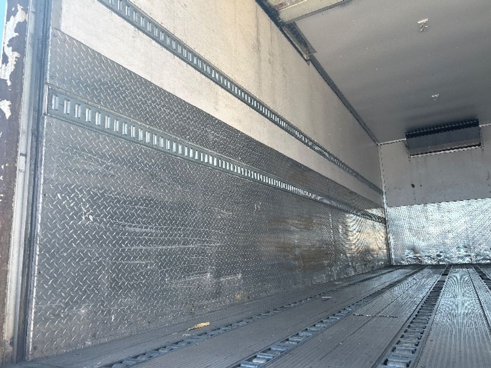 Refrigerated Truck-Light and Medium Duty Trucks-Freightliner-2019-M2-West Sacramento-CA-39,940\n\t\tmiles-$ 73,750 - Image 10
