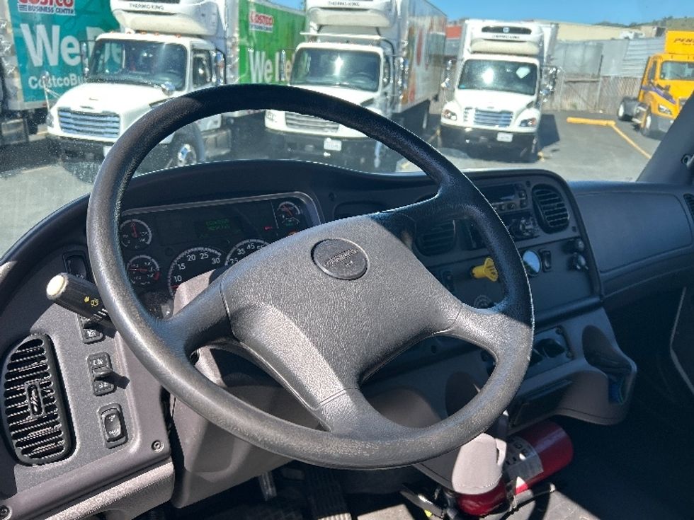 Refrigerated Truck-Light and Medium Duty Trucks-Freightliner-2019-M2-West Sacramento-CA-39,940\n\t\tmiles-$ 73,750 - Image 16