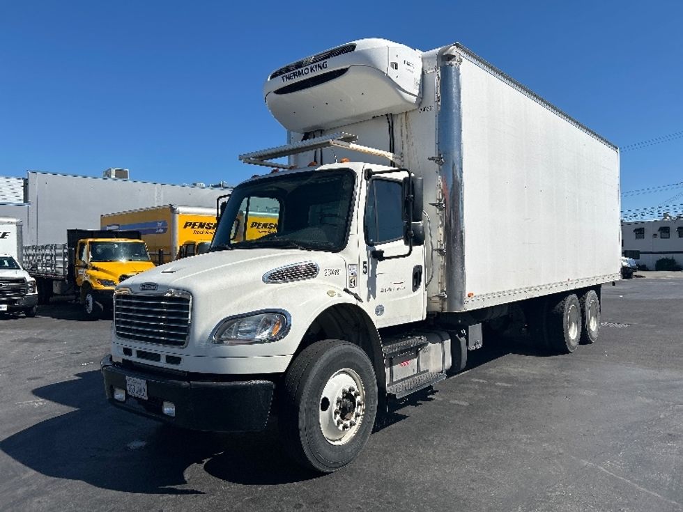 Refrigerated Truck-Light and Medium Duty Trucks-Freightliner-2019-M2-West Sacramento-CA-39,940\n\t\tmiles-$ 73,750 - Image 3