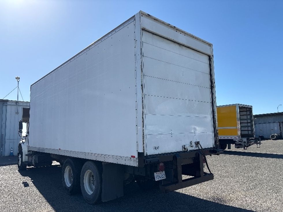 Refrigerated Truck-Light and Medium Duty Trucks-Freightliner-2019-M2-West Sacramento-CA-39,940\n\t\tmiles-$ 73,750 - Image 6