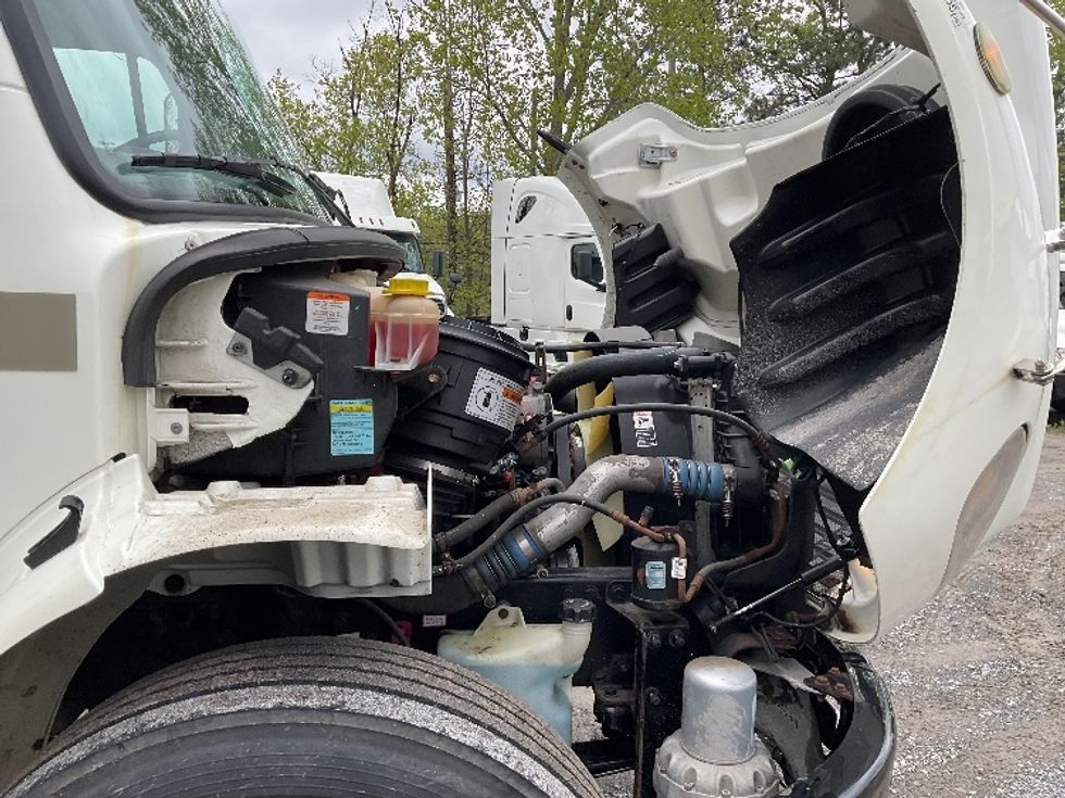 Refrigerated Truck-Light and Medium Duty Trucks-Freightliner-2019-M2-Whitesboro-NY-192,878\n\t\tmiles-$ 37,750 - Image 23