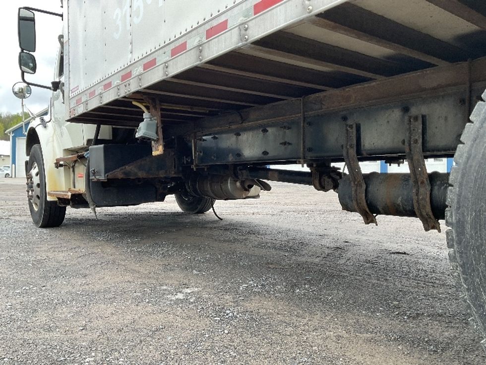 Refrigerated Truck-Light and Medium Duty Trucks-Freightliner-2019-M2-Whitesboro-NY-192,878\n\t\tmiles-$ 37,750 - Image 5