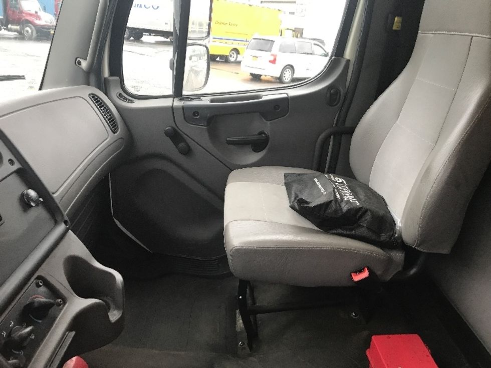 2019 Freightliner M2 106 Medium Duty photo 15