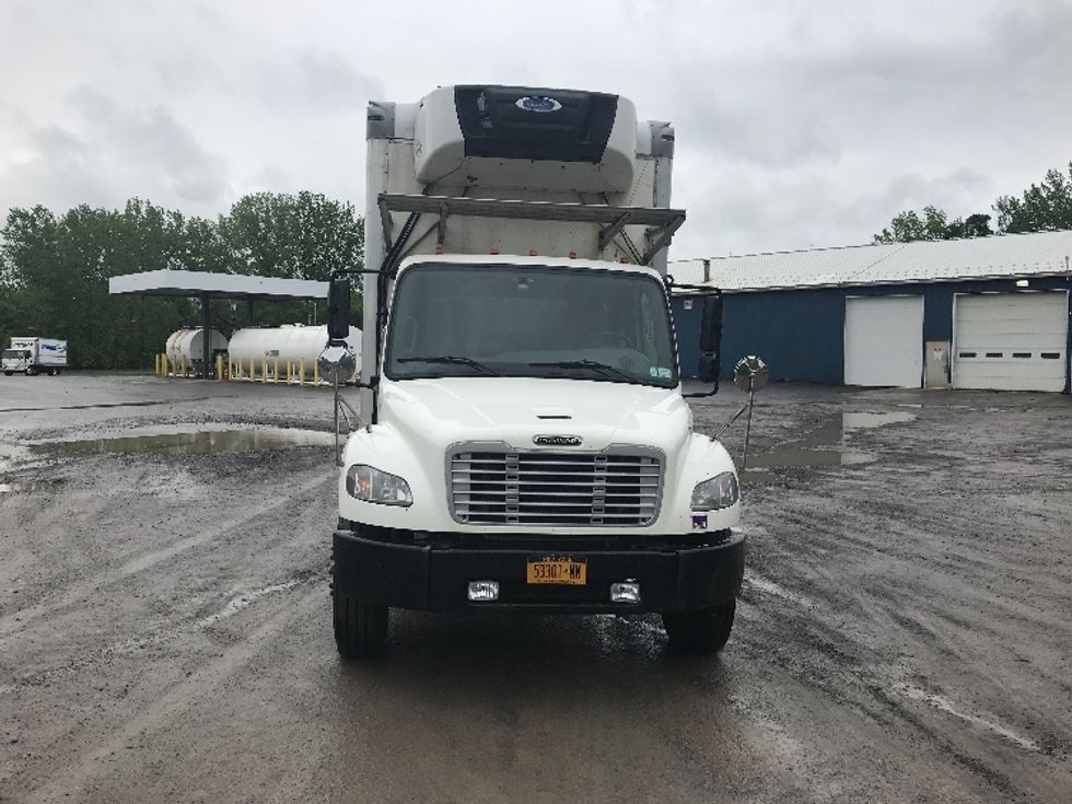 2019 Freightliner M2 106 Medium Duty photo 2