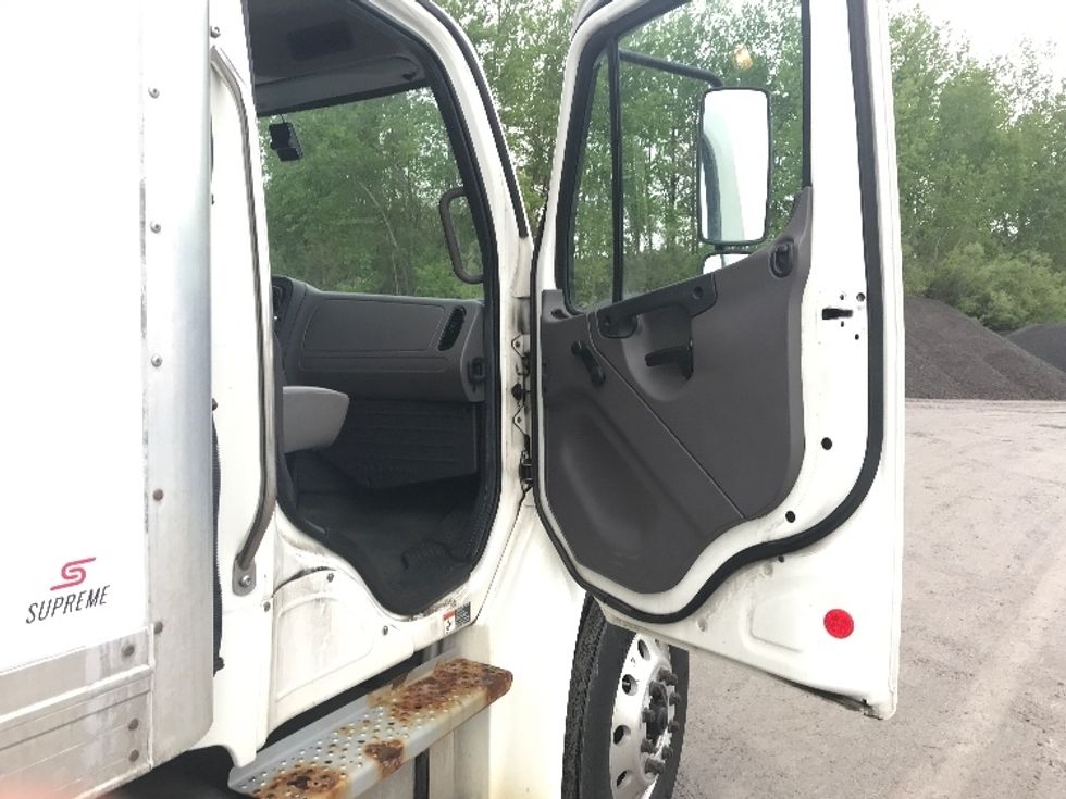 2019 Freightliner M2 106 Medium Duty photo 16