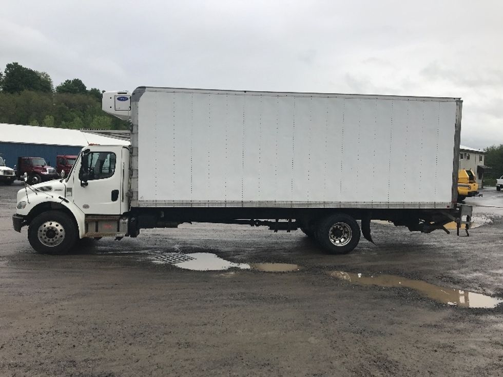 2019 Freightliner M2 106 Medium Duty photo 4