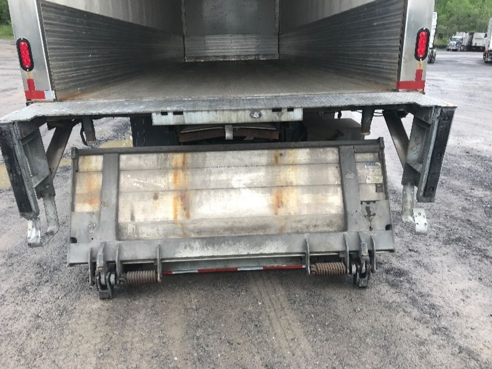 2019 Freightliner M2 106 Medium Duty photo 8