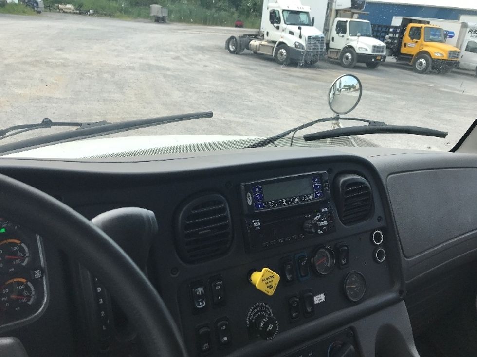 Refrigerated Truck-Light and Medium Duty Trucks-Freightliner-2019-M2-Whitesboro-NY-225,049\n\t\tmiles-$ 42,000 - Image 16